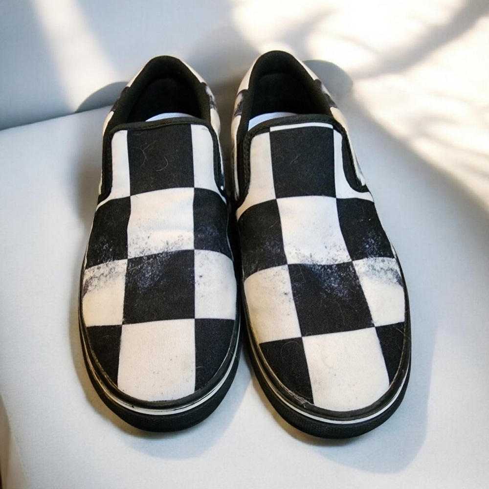 EUC Raad Shop Unisex Black and White Checkered Slip-On Shoes Women's 9 Men's 7